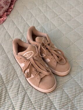Adidas Beige/Tan Suede Campuses